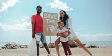 Becoming an Eco-Influencer: Amplifying Your Voice in the Sustainability Industry