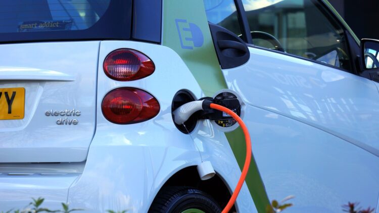 United States is racing toward a cleaner transportation future, and electric vehicle (EV) fleets are leading the charge.