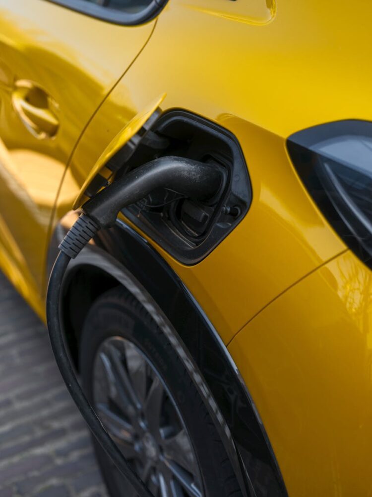 United States is racing toward a cleaner transportation future, and electric vehicle (EV) fleets are leading the charge.