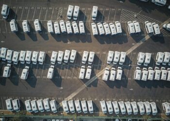 United States is racing toward a cleaner transportation future, and electric vehicle (EV) fleets are leading the charge.