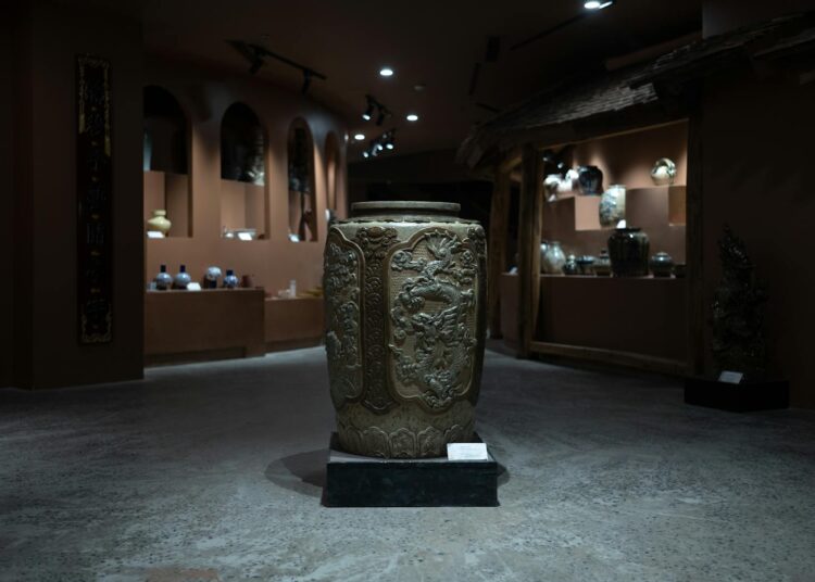 Positive Phil at Yotta 2025: AI Meets Energy