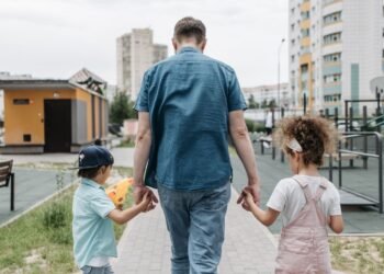 Positive Phil: pp father children park