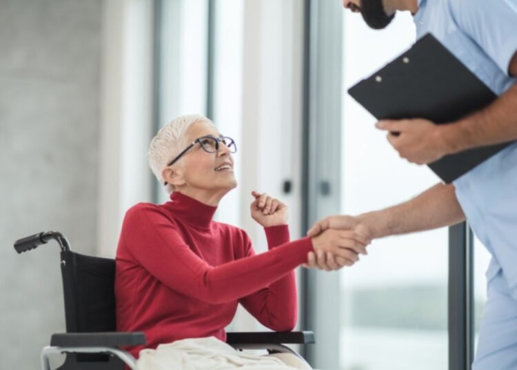 Strangers Still Help Each Other, Here Is What It Looks Like